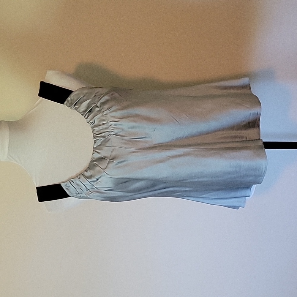 Nine West Petite tank in ice blue with black straps and keyhole entry . 10P